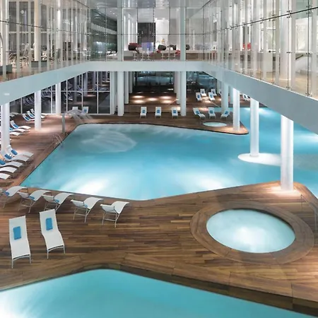 In With Outdoor Swimming Pool, 2 Bedrooms And Wifi Novi Vinodolski